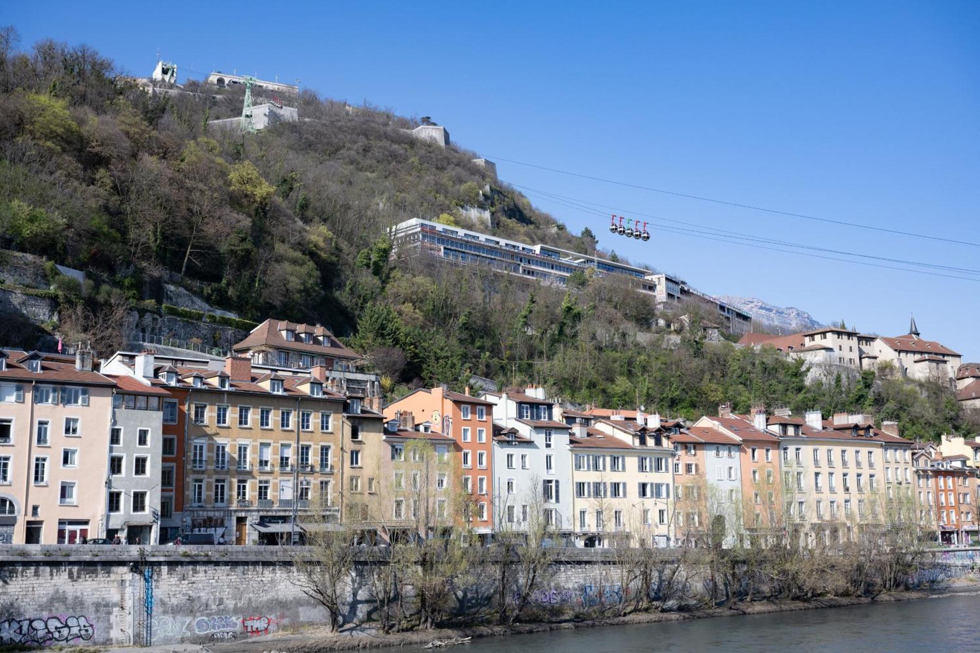 Studio Plein Centre, Calme, Parking Inclus, Piscine Et Gardien Grenoble Exterior foto